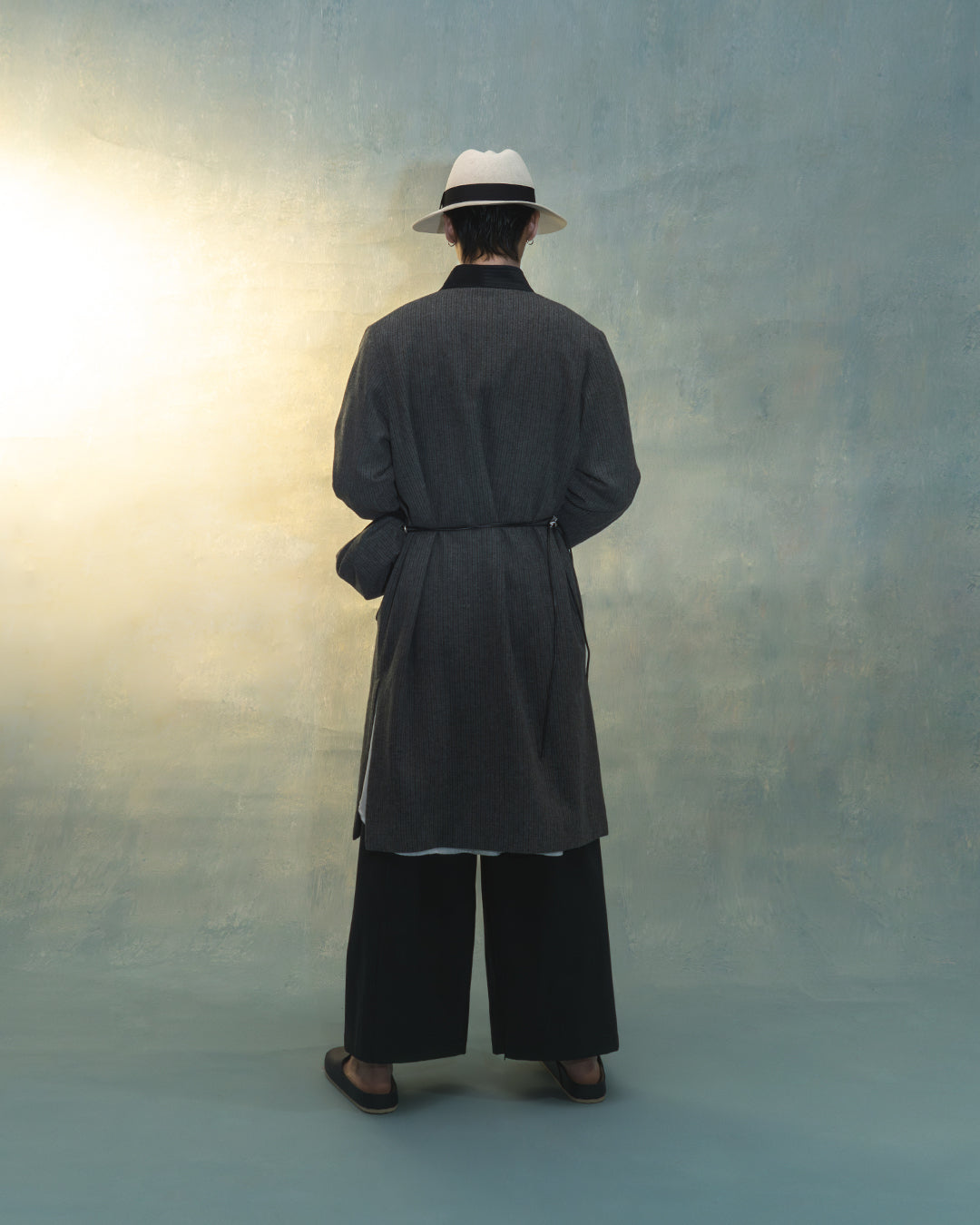 Kimono robe in grey striped woolen