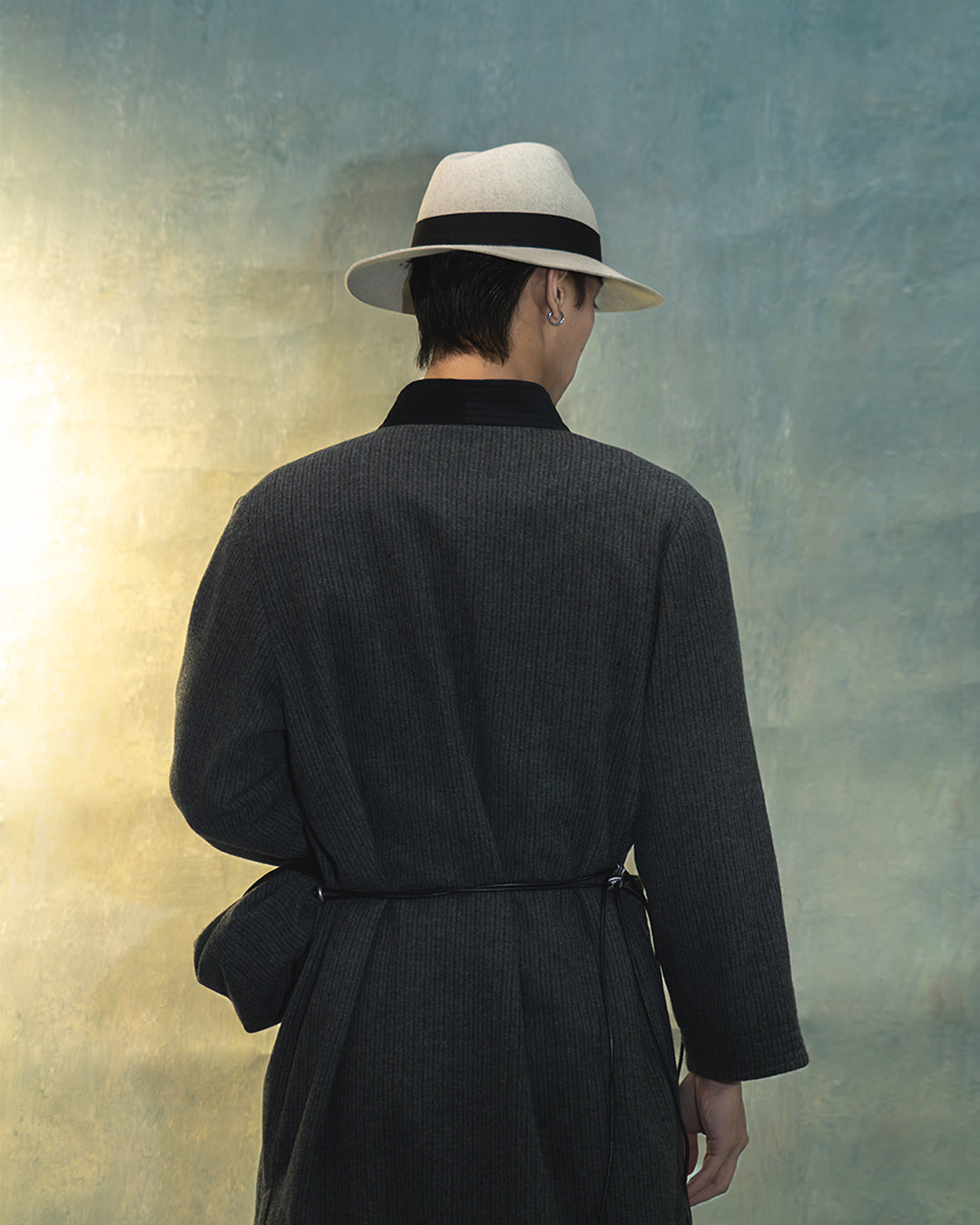 Kimono robe in grey striped woolen