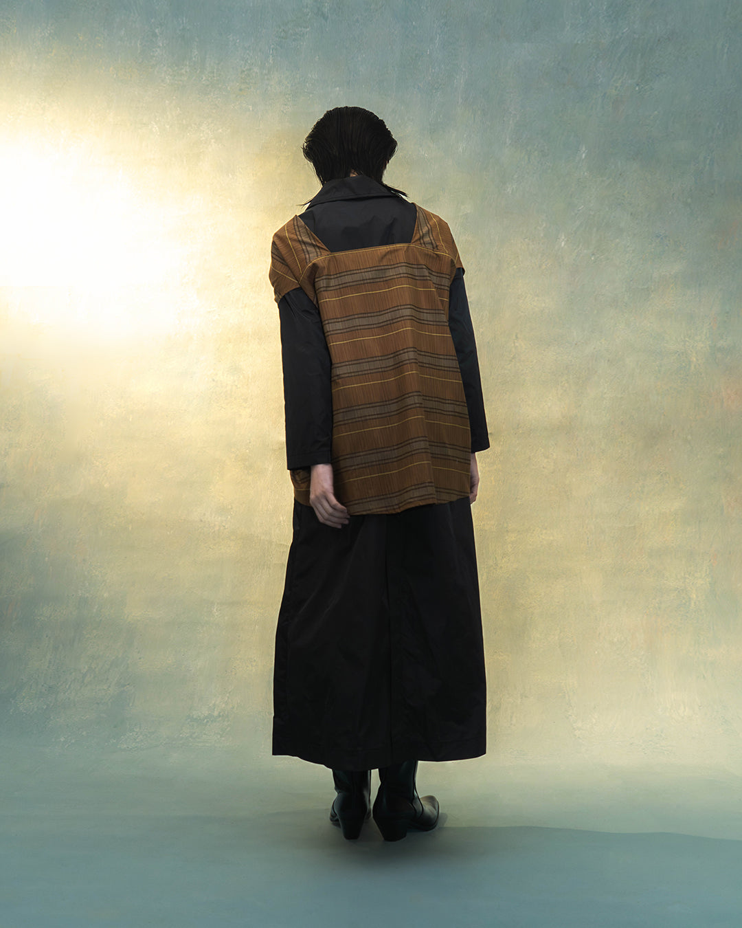 Cross drapery top in brown striped