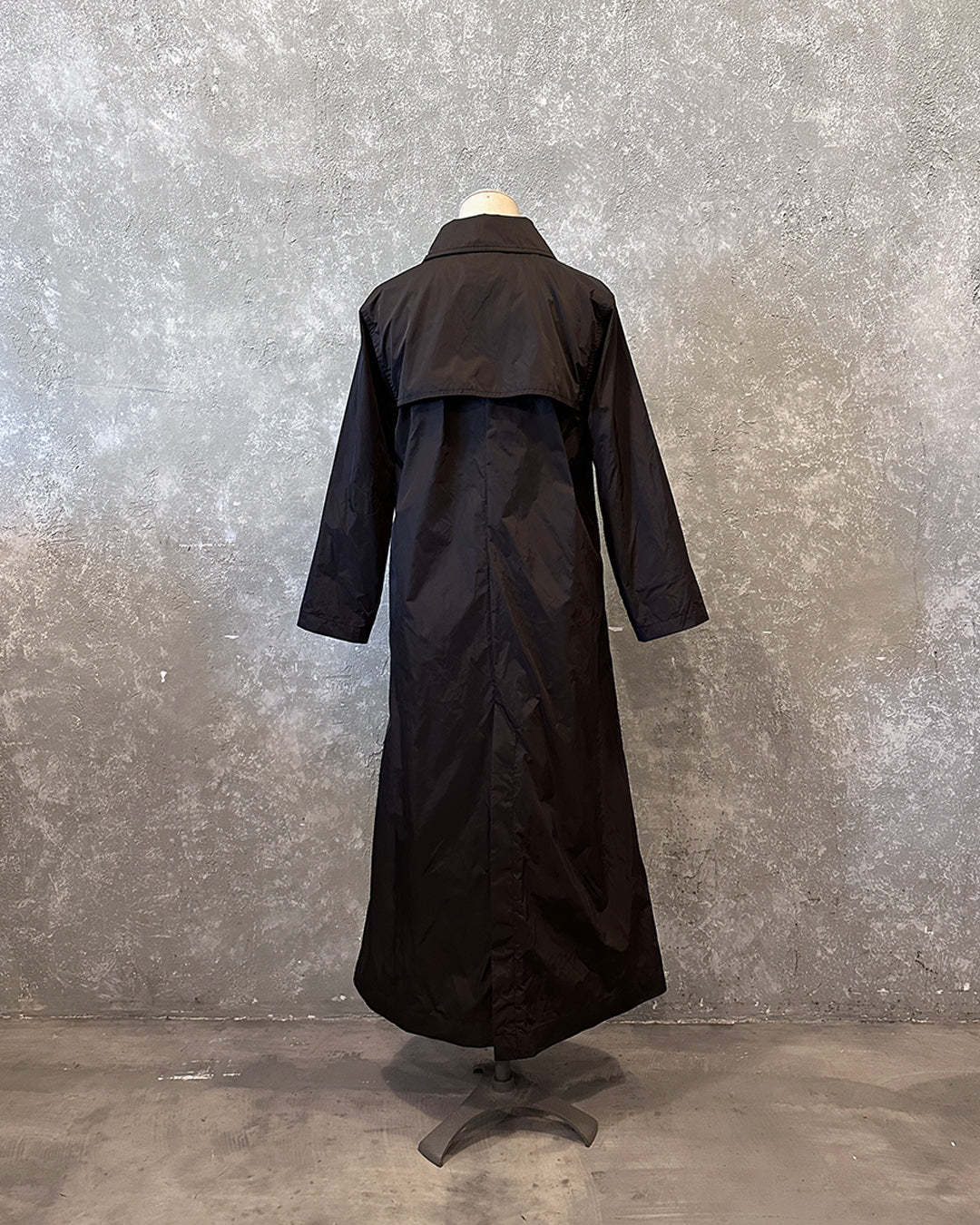 Rain coat T in brown