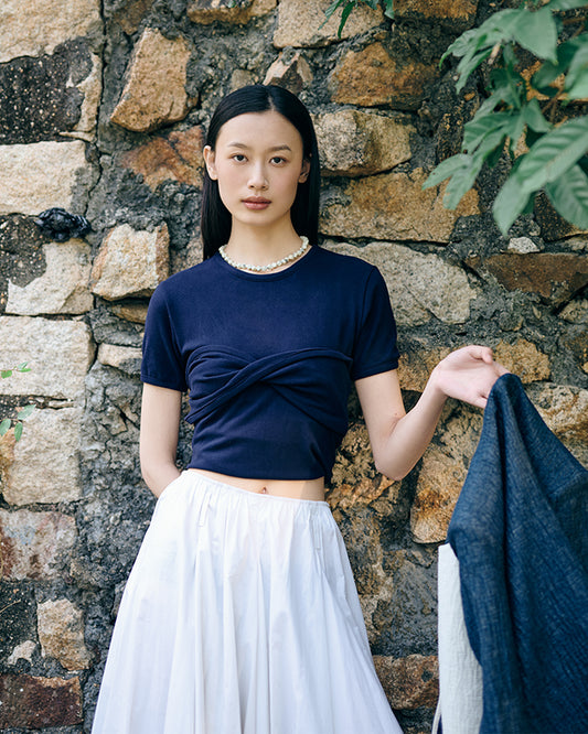 Flip flap tee in navy jersey