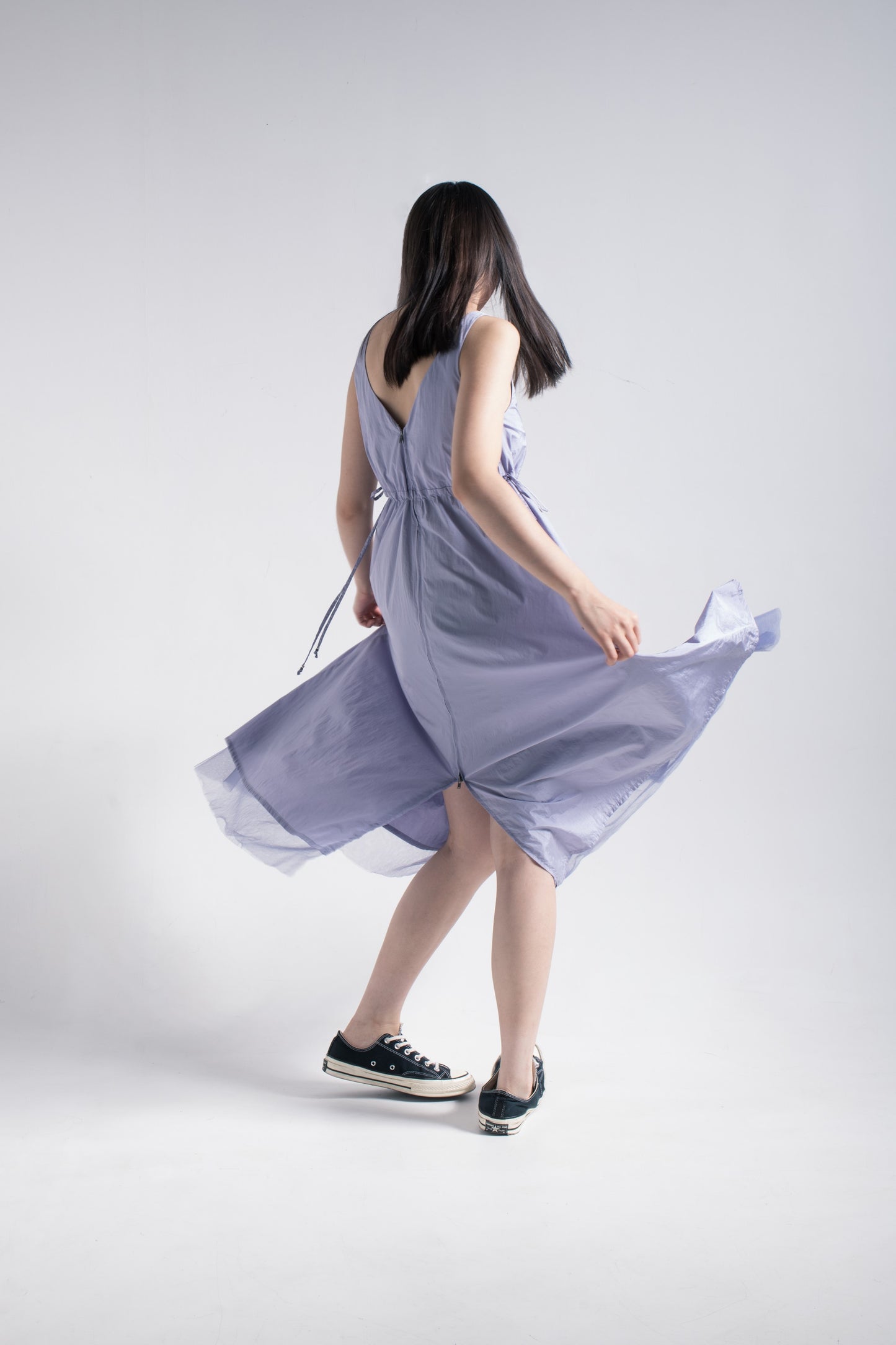 Sleeveless V-neck layering rain dress in light purple