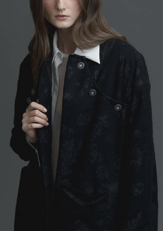 Patient quilted coat in black floral cotton (LAST ONE)