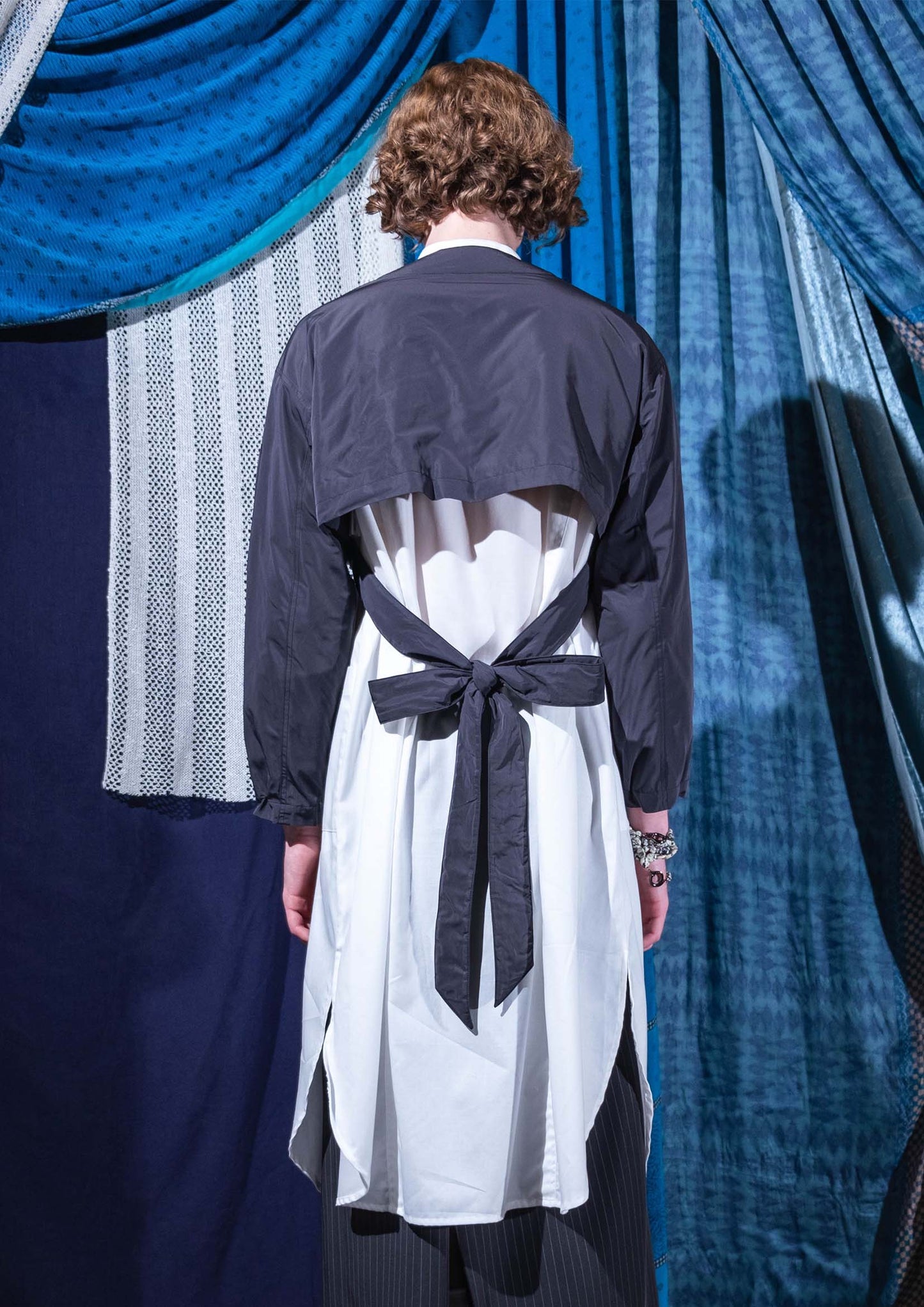 Chinese padding crop jacket in grey nylon