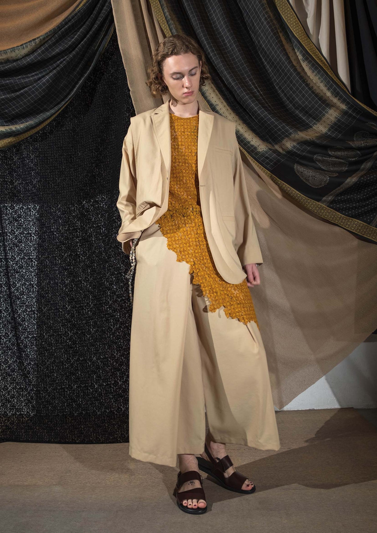 Blazer T in mustard woolen suiting