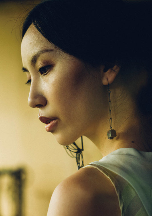 Floral in black asymmetric earrings