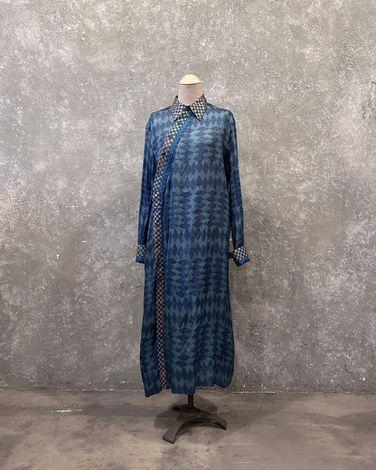 Mandarin long shirt in blue India vintage saree