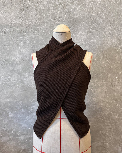 Y wrap scarf in brown