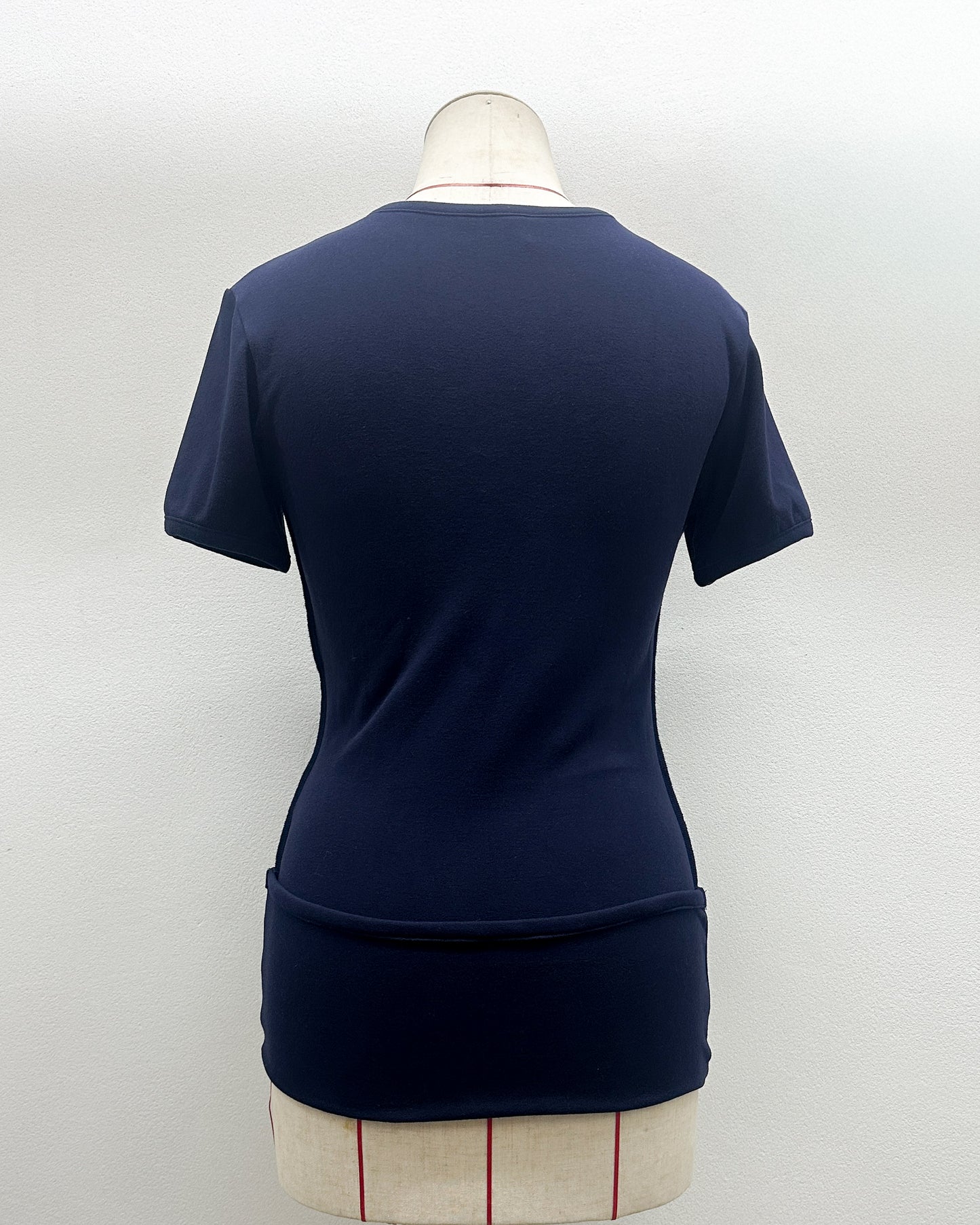 Flip flap tee in navy jersey (LAST ONE)