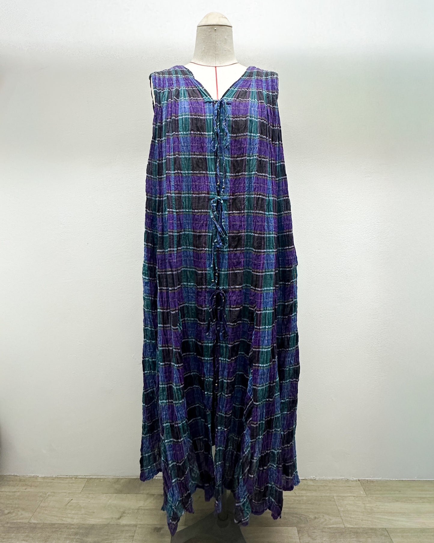 Hand pleated Guàn tóu yī in purple check cotton (LAST ONE)