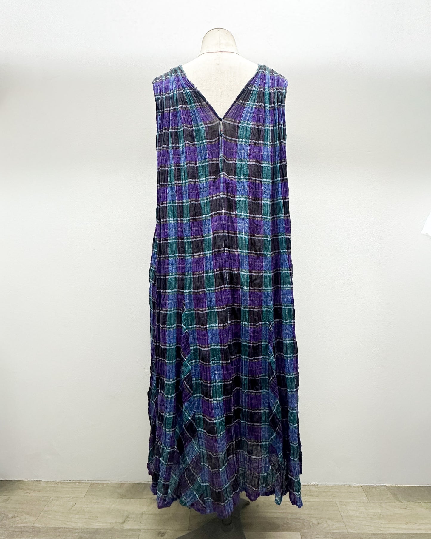 Hand pleated Guàn tóu yī in purple check cotton (LAST ONE)