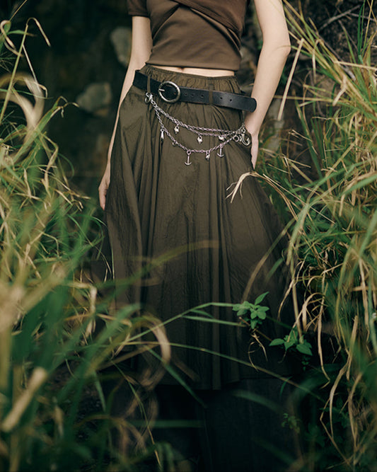 Funnel skirt in brown light weight nylon