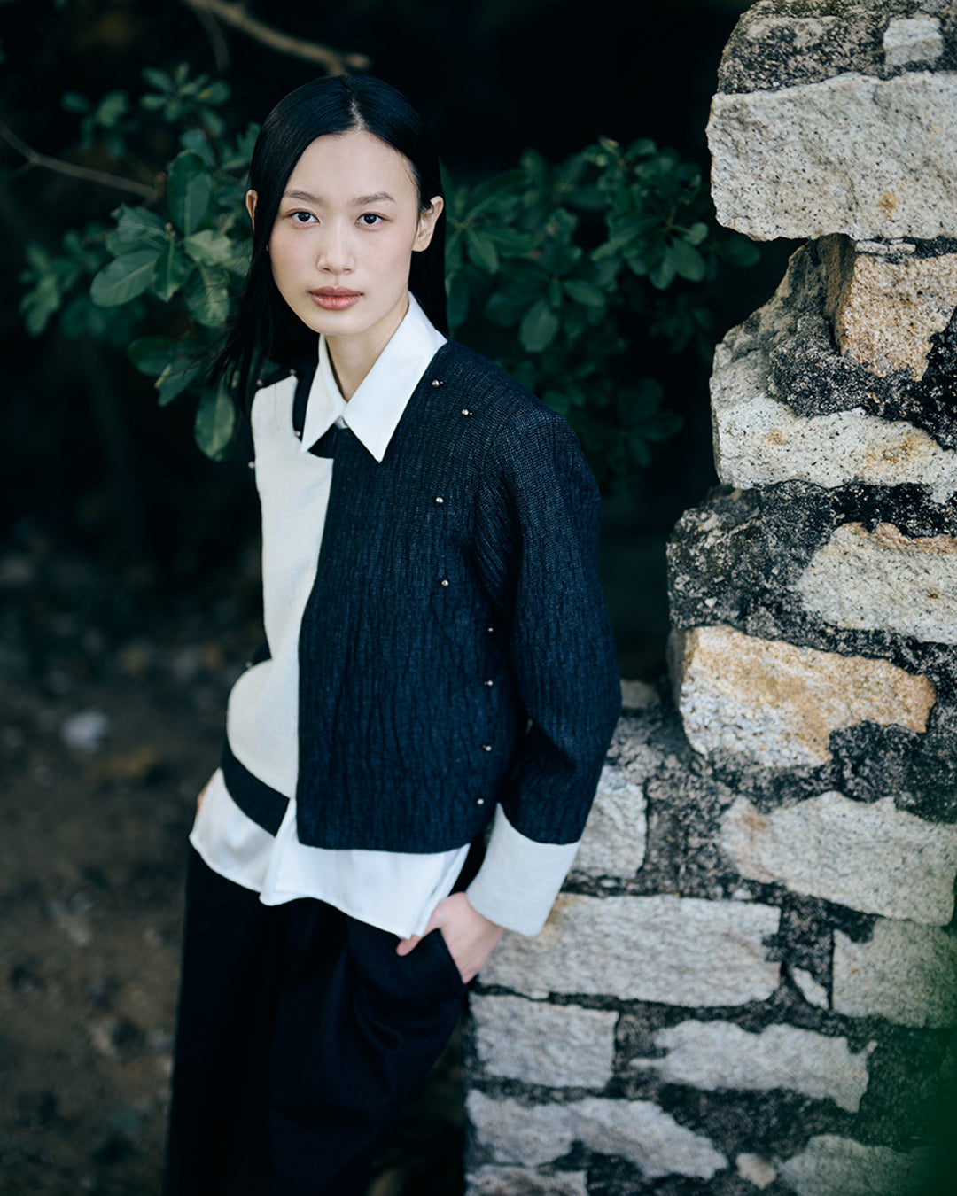 Unisex tribe blazer in black cotton linen