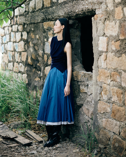Cross sleeveless 2 ways tee in navy jersey