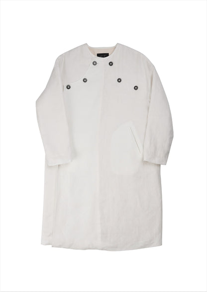 Patient quilted coat in white linen