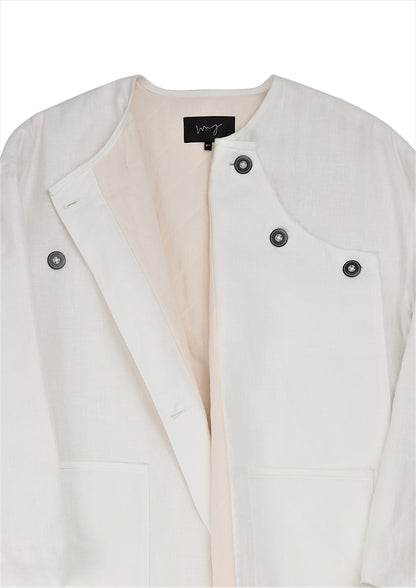 Patient quilted coat in white linen