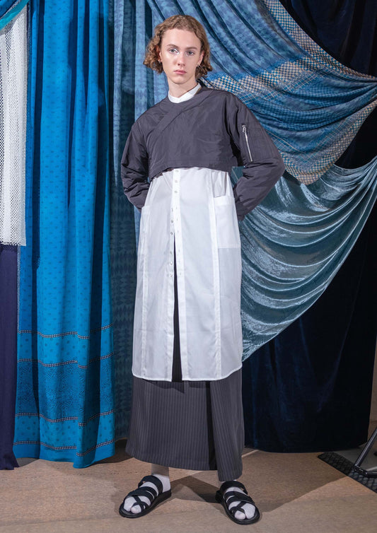 Chinese padding crop jacket in grey nylon