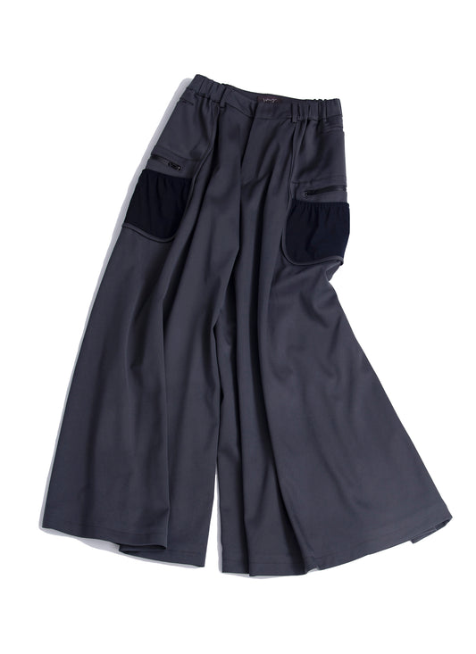 Archery multi pockets flare pants in grey (LAST ONE)